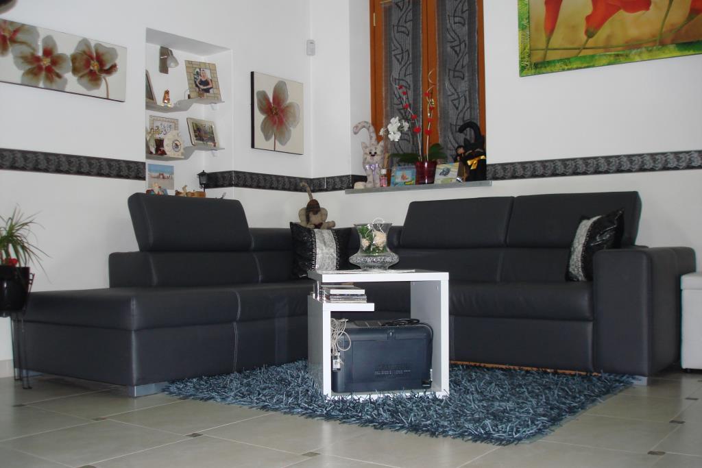 casa indipendente in vendita a Moncalieri in zona Testona