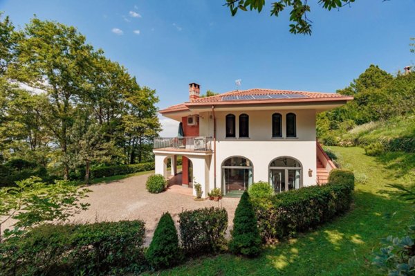 casa indipendente in vendita a Moncalieri
