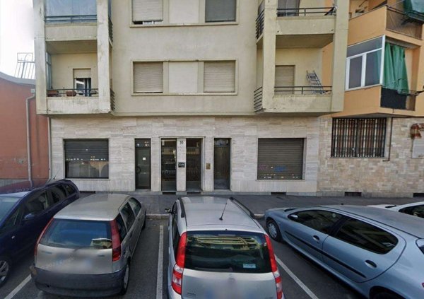 negozio in vendita a Moncalieri