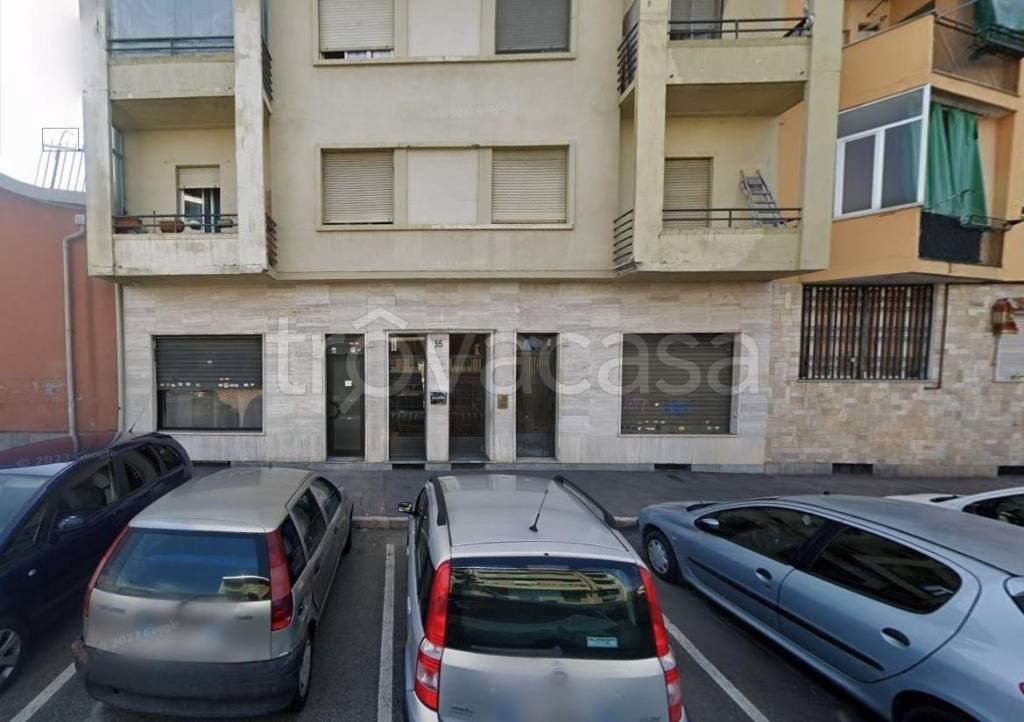 negozio in vendita a Moncalieri