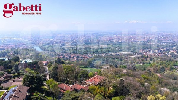 casa indipendente in vendita a Moncalieri
