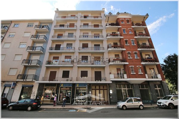 appartamento in vendita a Moncalieri in zona Borgo San Pietro
