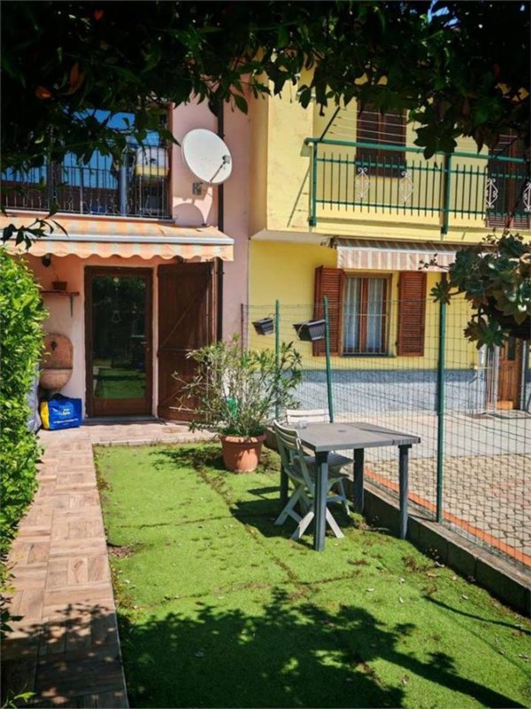 casa indipendente in vendita a Moncalieri