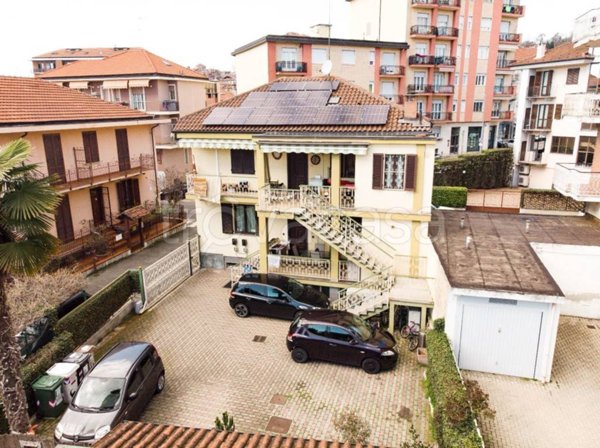 casa indipendente in vendita a Moncalieri