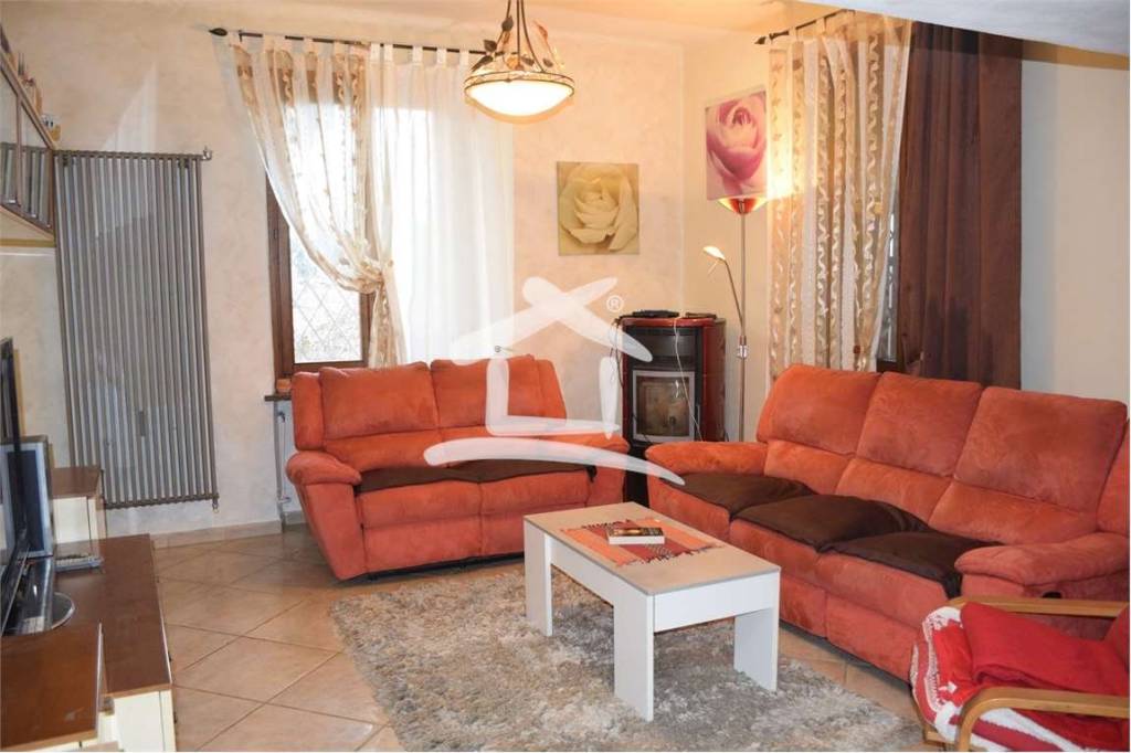 casa indipendente in vendita a Moncalieri