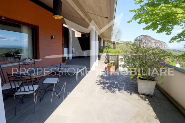 casa indipendente in vendita a Moncalieri in zona Revigliasco