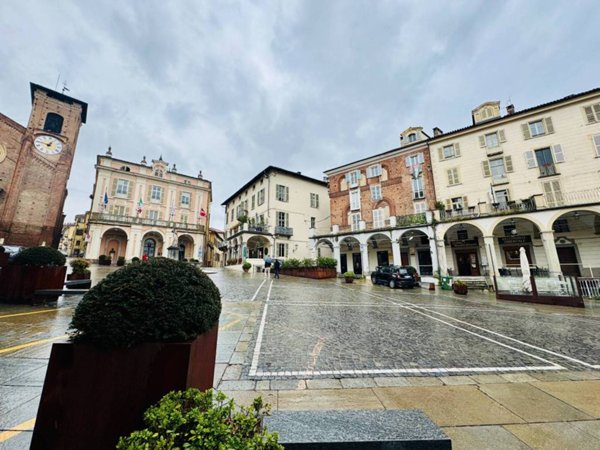 negozio in vendita a Moncalieri