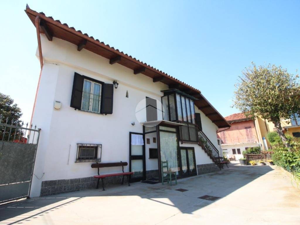 casa indipendente in vendita a Moncalieri