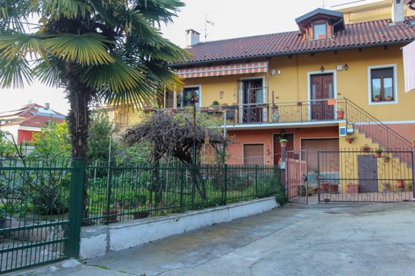 appartamento in vendita a Moncalieri in zona Testona