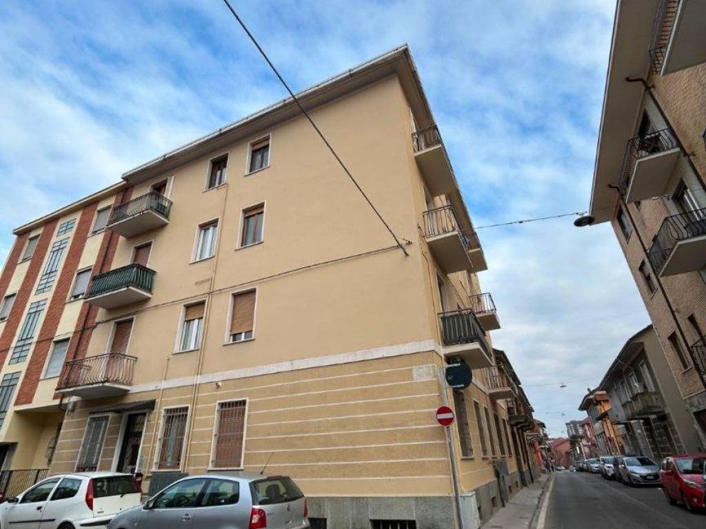 appartamento in vendita a Moncalieri in zona Borgo San Pietro