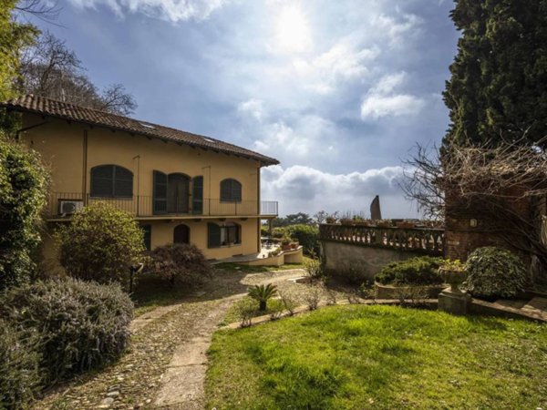 casa indipendente in vendita a Moncalieri in zona Boccia d'Oro