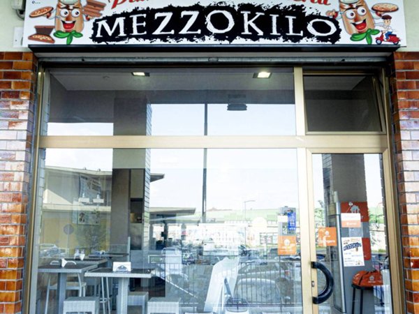 negozio in vendita a Moncalieri