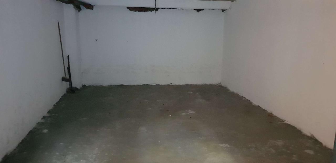 negozio in vendita a Moncalieri
