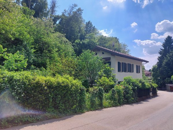 casa indipendente in vendita a Moncalieri in zona Boccia d'Oro