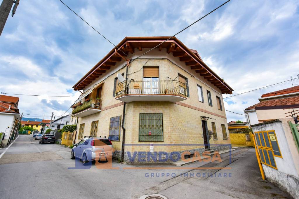 appartamento in vendita a Moncalieri in zona Testona