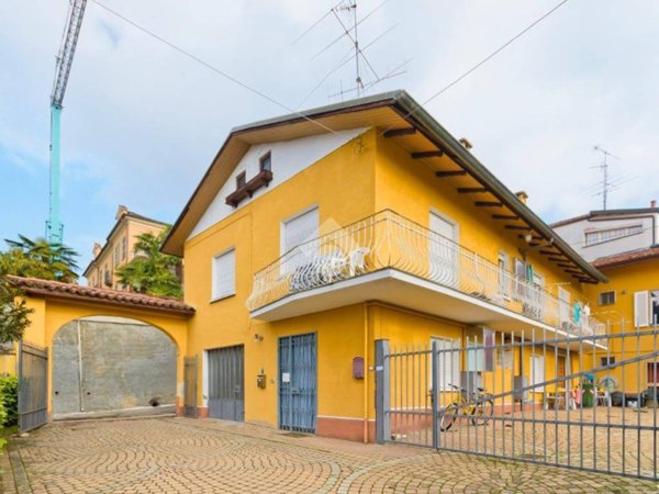 appartamento in vendita a Moncalieri in zona Revigliasco