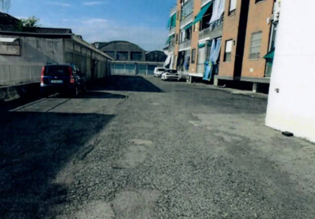 negozio in vendita a Moncalieri