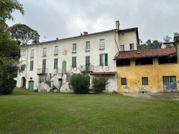 casa indipendente in vendita a Moncalieri in zona Testona