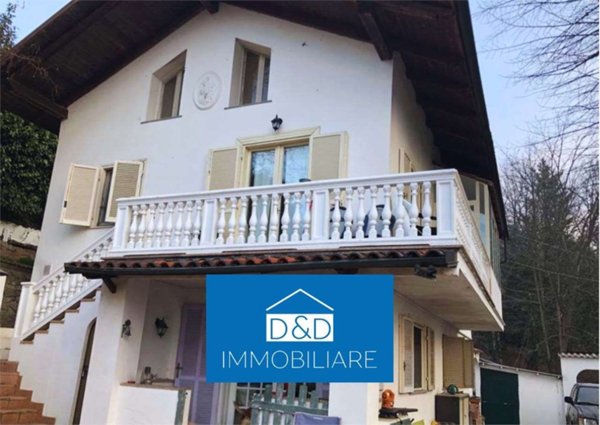 casa indipendente in vendita a Moncalieri in zona Revigliasco