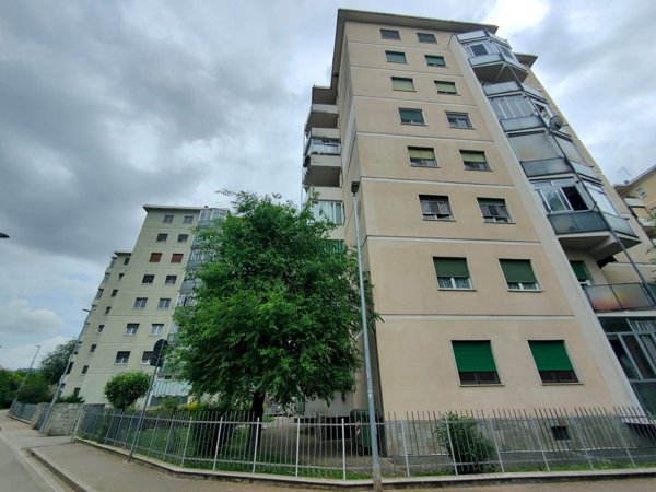 appartamento in vendita a Moncalieri in zona Borgo San Pietro