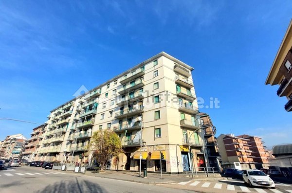 appartamento in vendita a Moncalieri in zona Borgo San Pietro