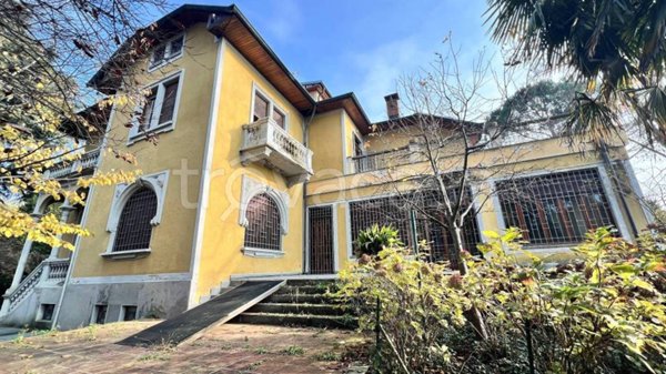 casa indipendente in vendita a Moncalieri in zona Testona