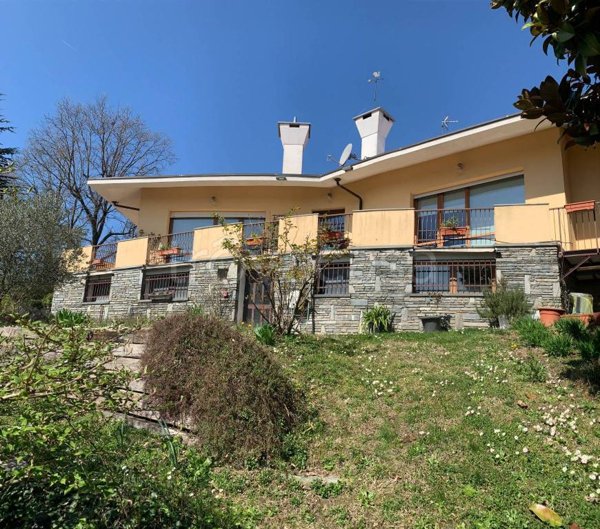 casa indipendente in vendita a Moncalieri in zona Revigliasco