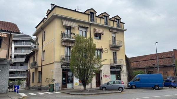 appartamento in vendita a Moncalieri in zona Borgo San Pietro