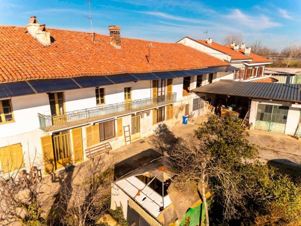 casa indipendente in vendita a Moncalieri in zona Tetti Sapini