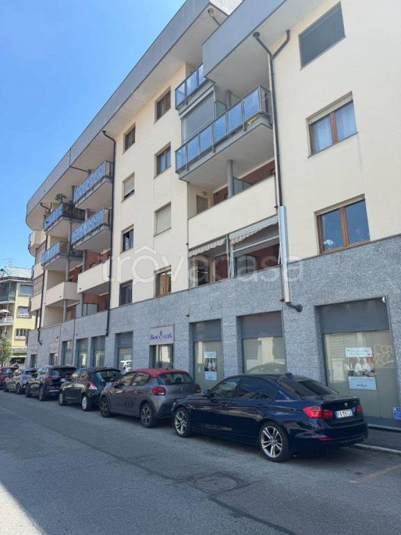 appartamento in vendita a Moncalieri in zona Borgo San Pietro