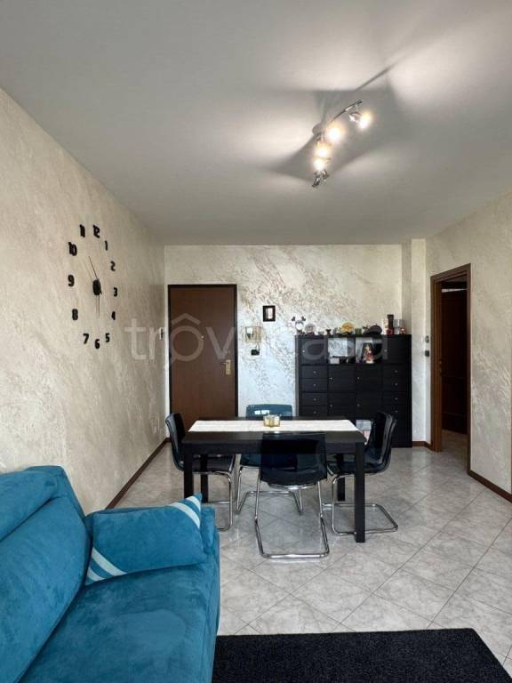 appartamento in vendita a Moncalieri in zona Borgo San Pietro