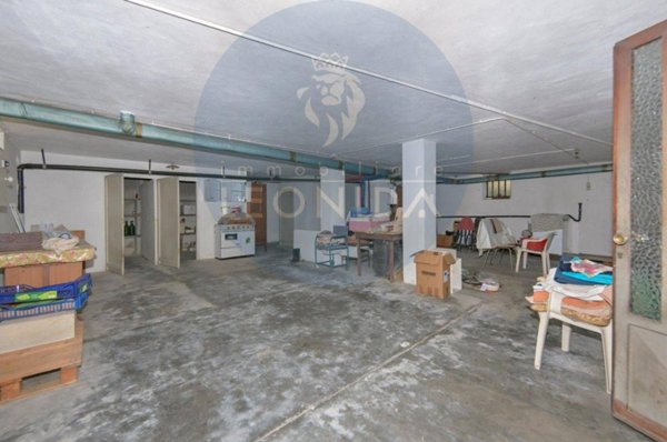 casa indipendente in vendita a Moncalieri in zona Revigliasco