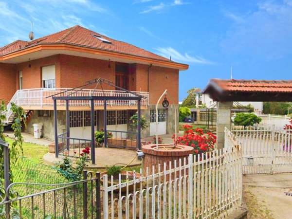 appartamento in vendita a Moncalieri in zona Boccia d'Oro