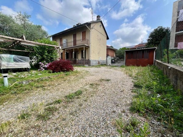 casa indipendente in vendita a Moncalieri