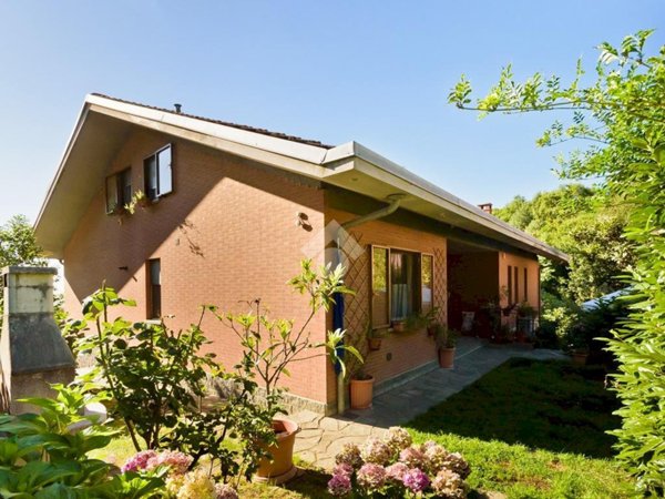 appartamento in vendita a Moncalieri in zona Revigliasco