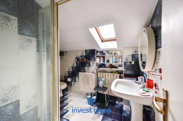 casa indipendente in vendita a Moncalieri in zona Revigliasco