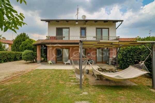 casa indipendente in vendita a Moncalieri in zona Tagliaferro