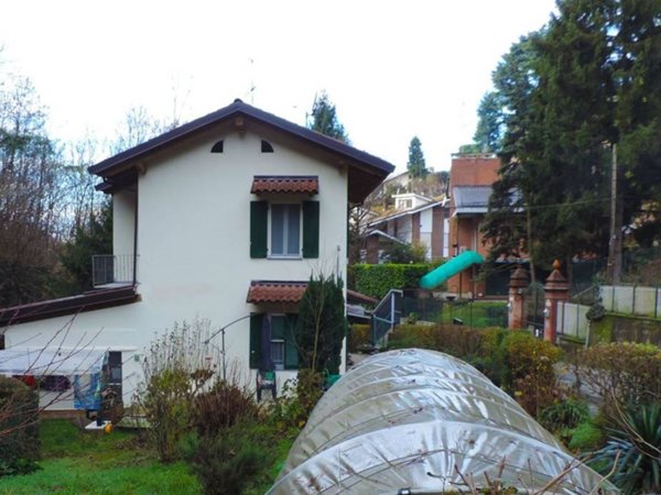 casa indipendente in vendita a Moncalieri in zona Boccia d'Oro