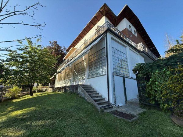 casa indipendente in vendita a Moncalieri in zona Boccia d'Oro