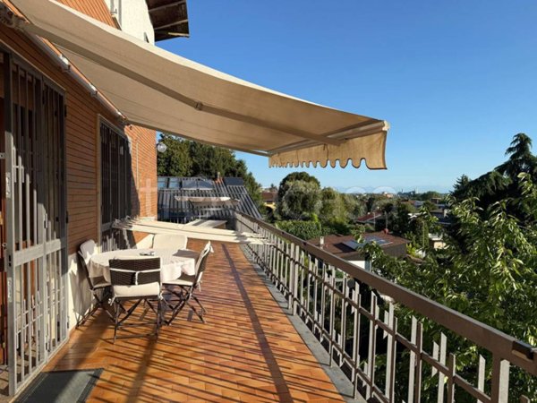 casa indipendente in vendita a Moncalieri in zona Boccia d'Oro