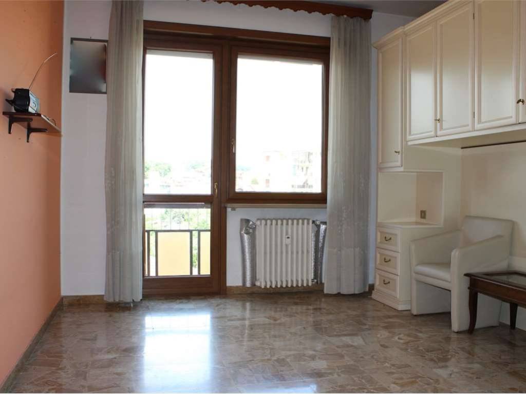 appartamento in vendita a Moncalieri in zona Testona