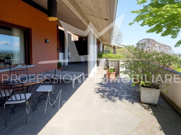 casa indipendente in vendita a Moncalieri in zona Revigliasco