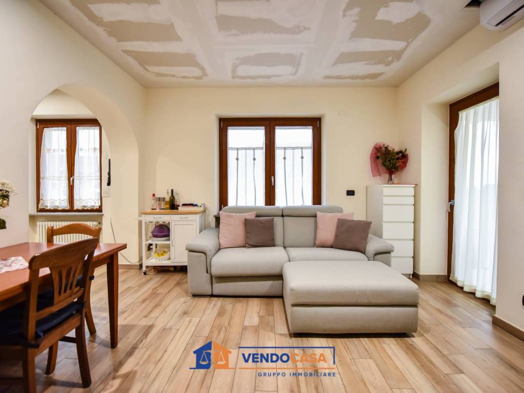 casa indipendente in vendita a Moncalieri in zona Moriondo