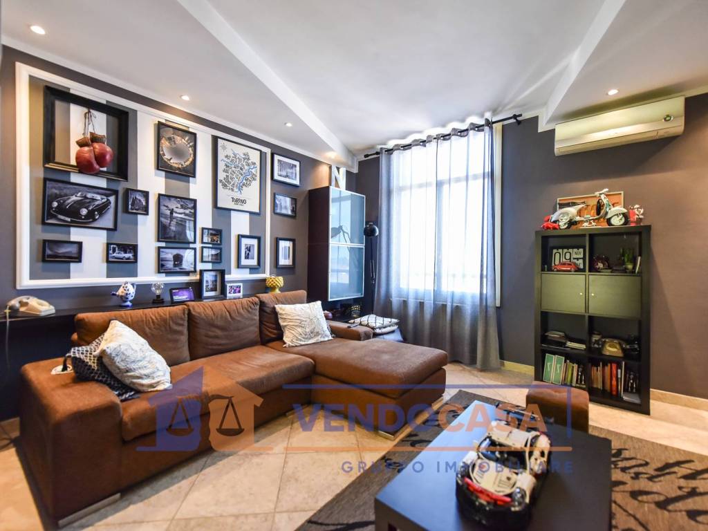 appartamento in vendita a Moncalieri in zona Tetti Piatti