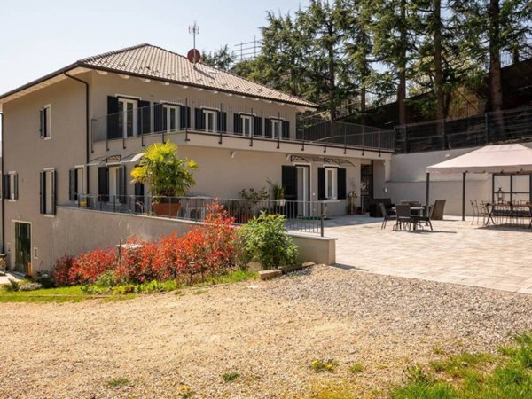 appartamento in vendita a Moncalieri in zona Revigliasco