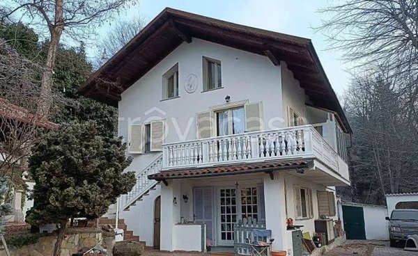casa indipendente in vendita a Moncalieri in zona Revigliasco