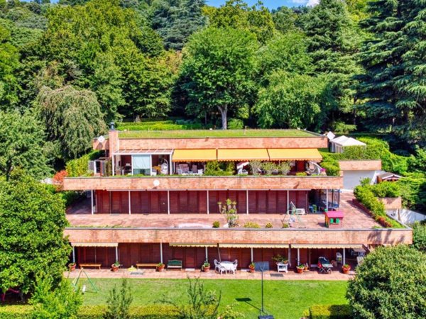 casa indipendente in vendita a Moncalieri in zona Revigliasco