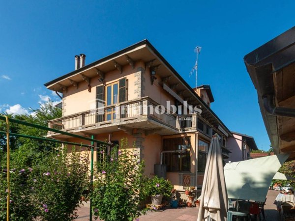 casa indipendente in vendita a Moncalieri