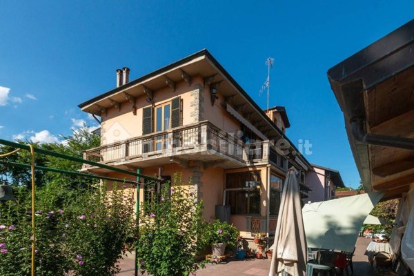 casa indipendente in vendita a Moncalieri in zona Borgo San Pietro