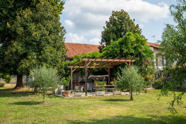 casa indipendente in vendita a Moncalieri in zona Barauda